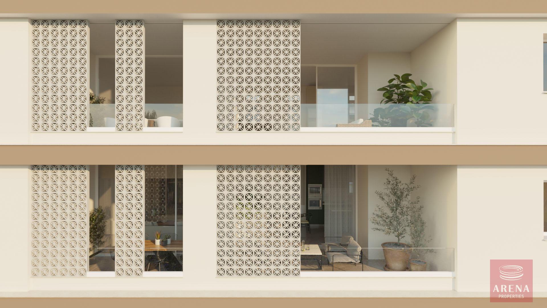 3-APTS-IN-DERYNIA-8150-2