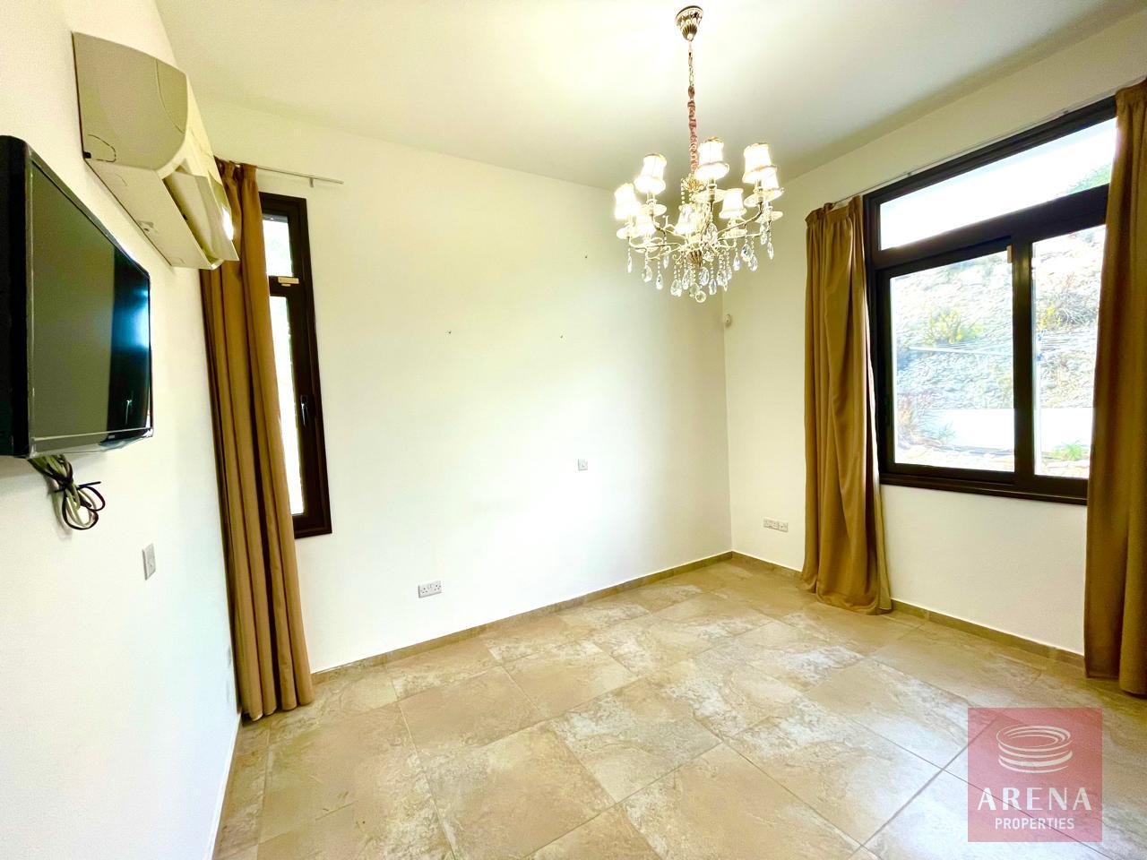 33-BUNGALOW-IN-SKARINOU-8892