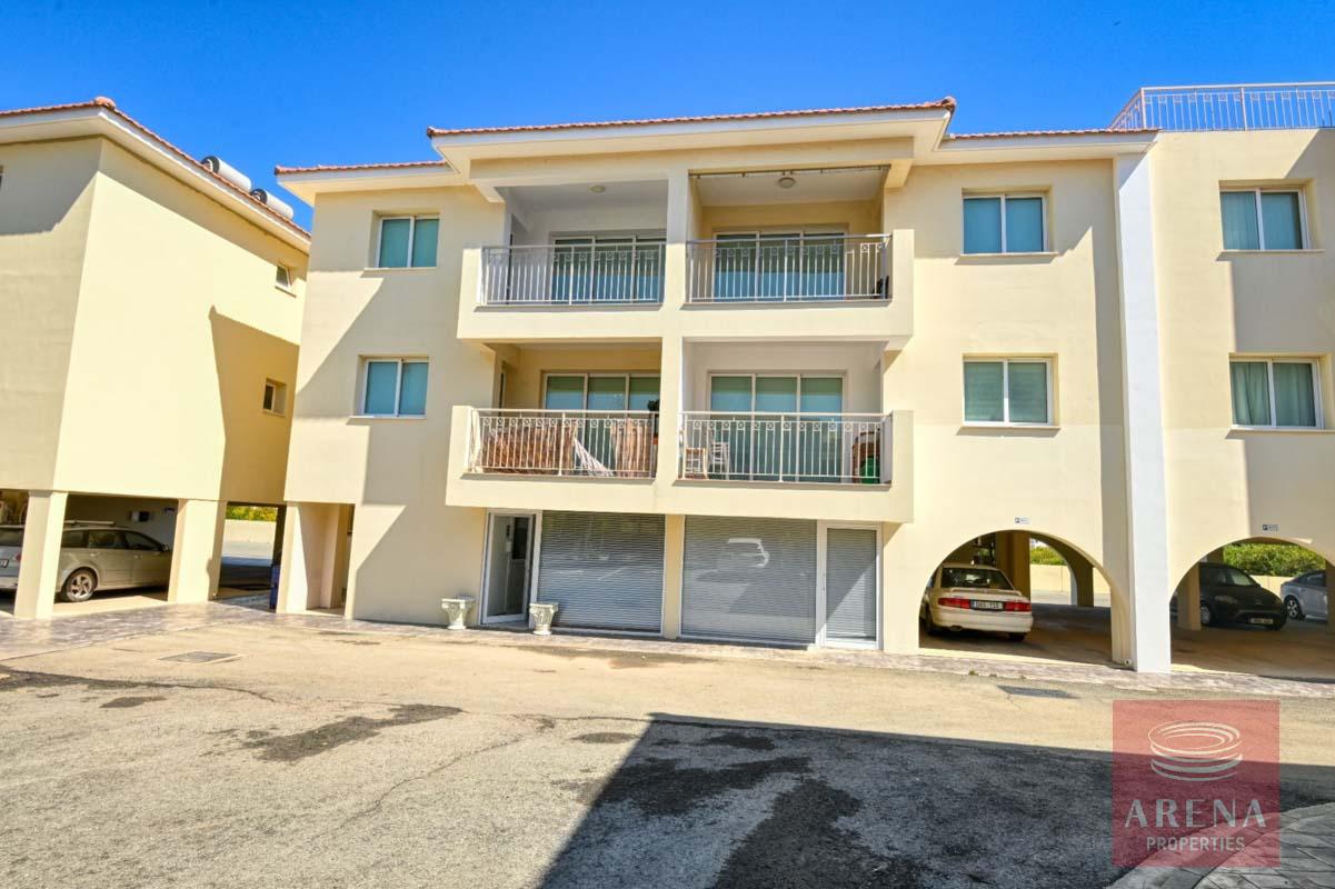 4-APT-IN-KAPPARIS-6055