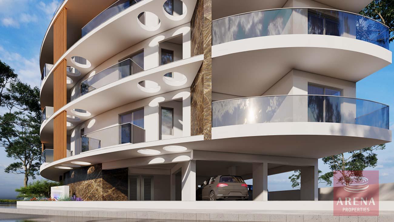 4-BUILDING-FOR-SALE-IN-LIVADIA-6848