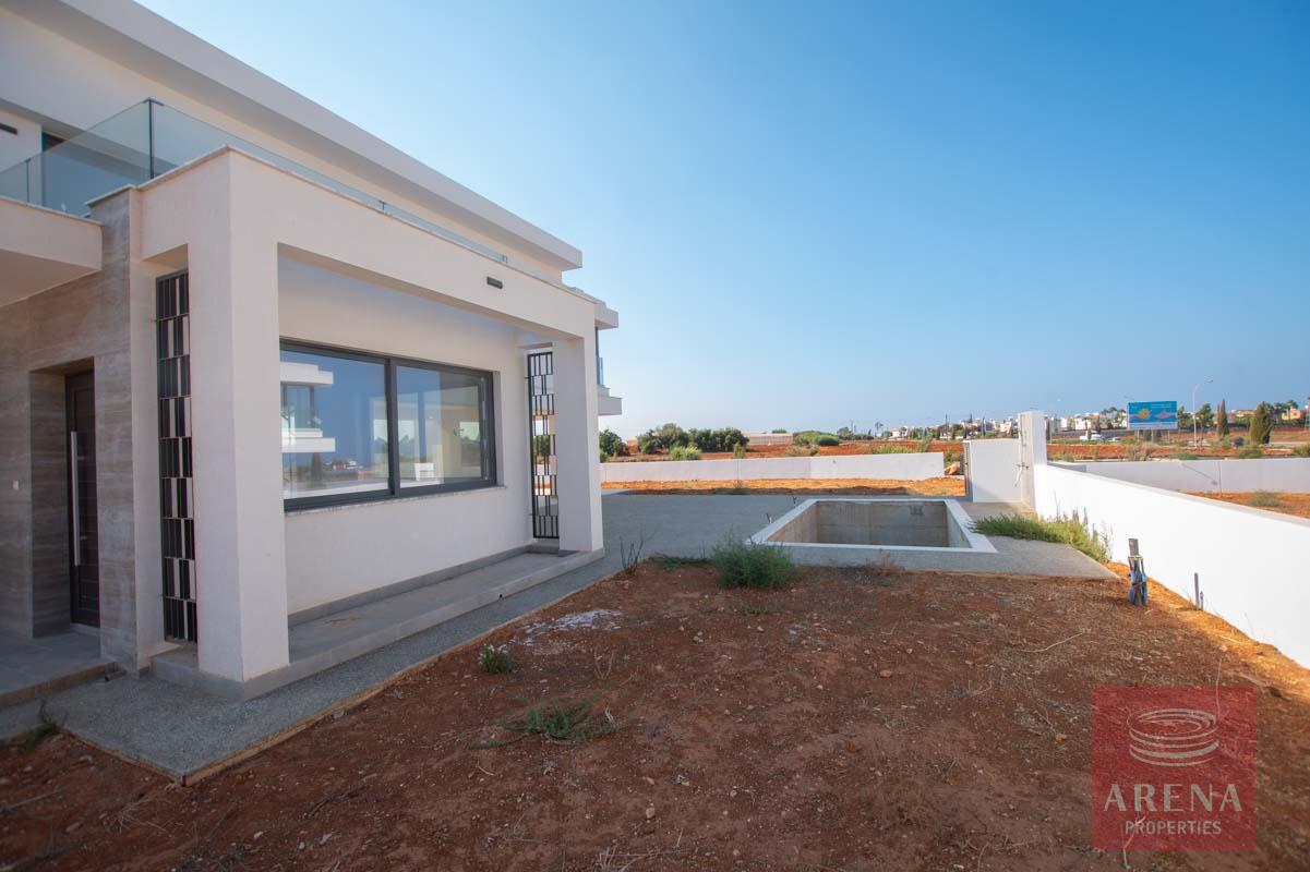 4-Brand-new-Villa-in-pernera-5780