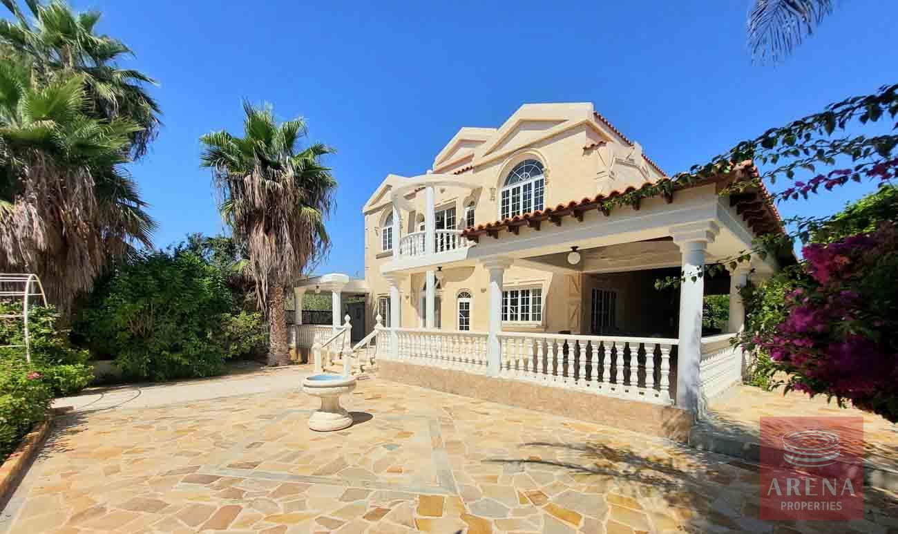 4-VILLA-IN-AYIA-NAPA-6501