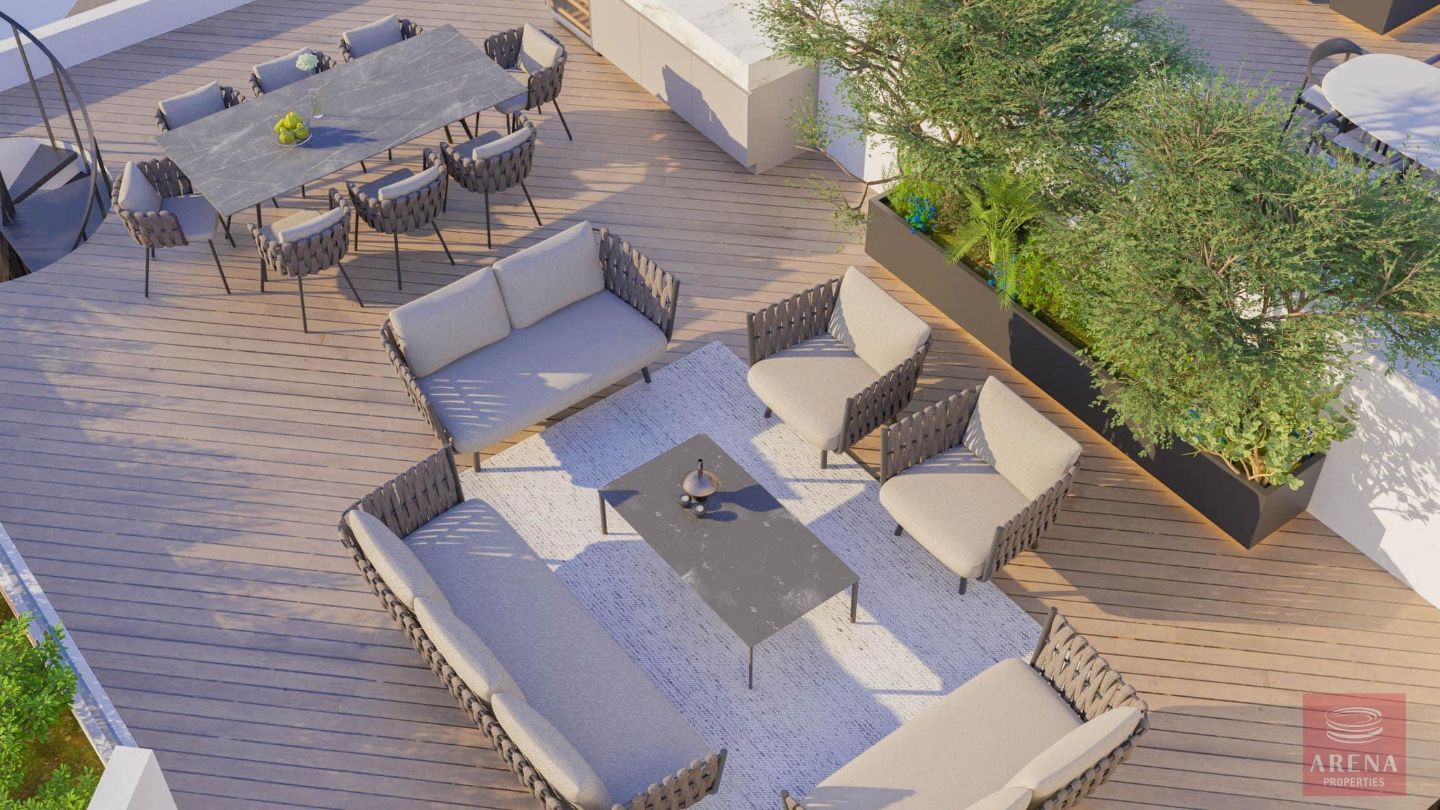 5-APTS-IN-LIVADIA-8611-2