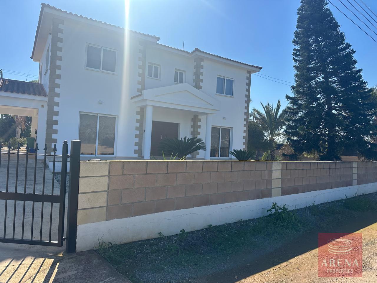 5-VILLA-FOR-RENT-IN-LIOPETRI-9223