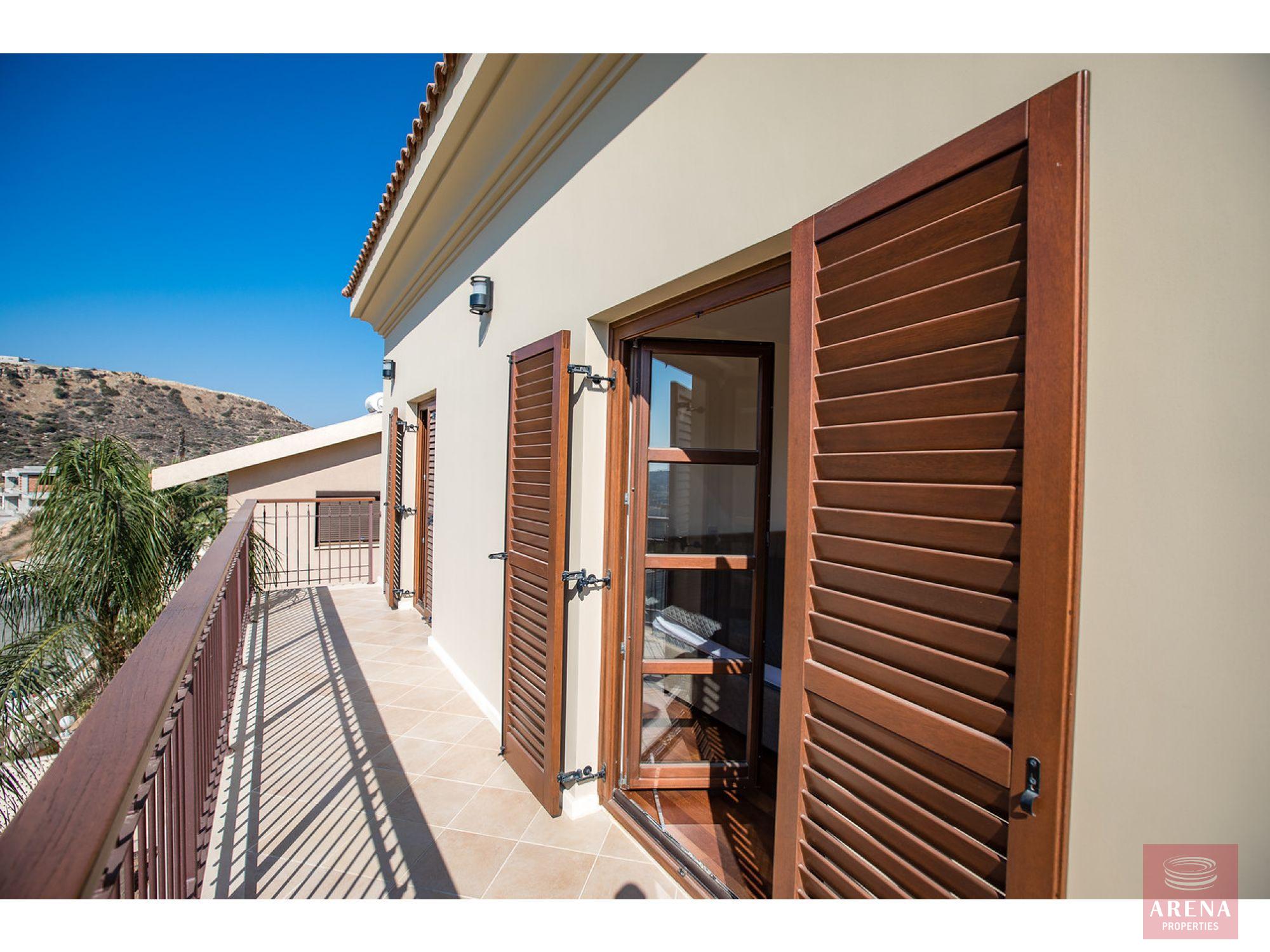 5-villa-in-germasogia