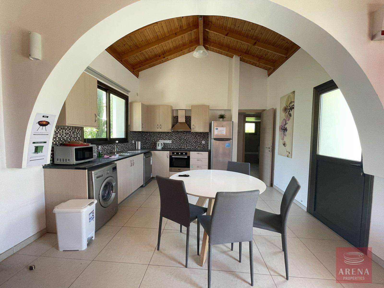 6-2-BED-BUNGALOW-IN-AYIA-THEKLA-7258