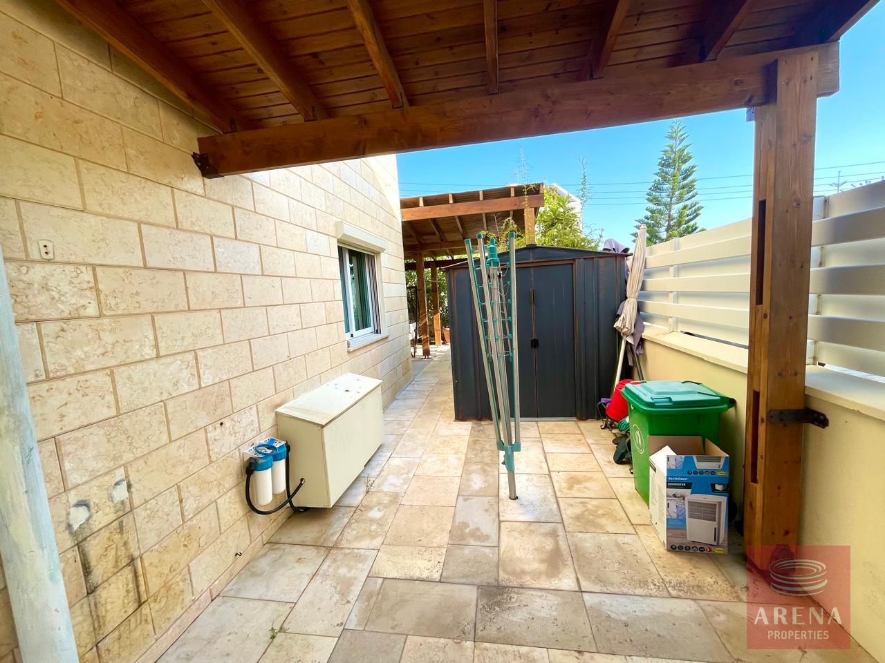 6-VILLA-IN-PERVOLIA-8654