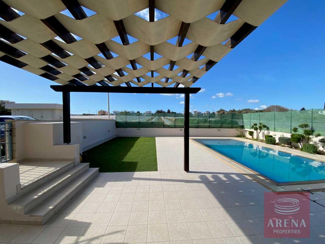 7-4-BED-VILLA-IN-AYIA-TRIADA-5779