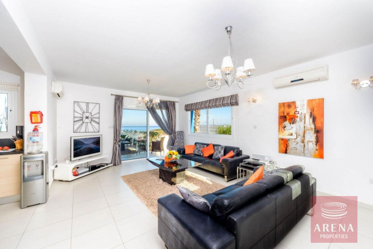 7-4-BED-VILLA-IN-KAPPARIS-6037