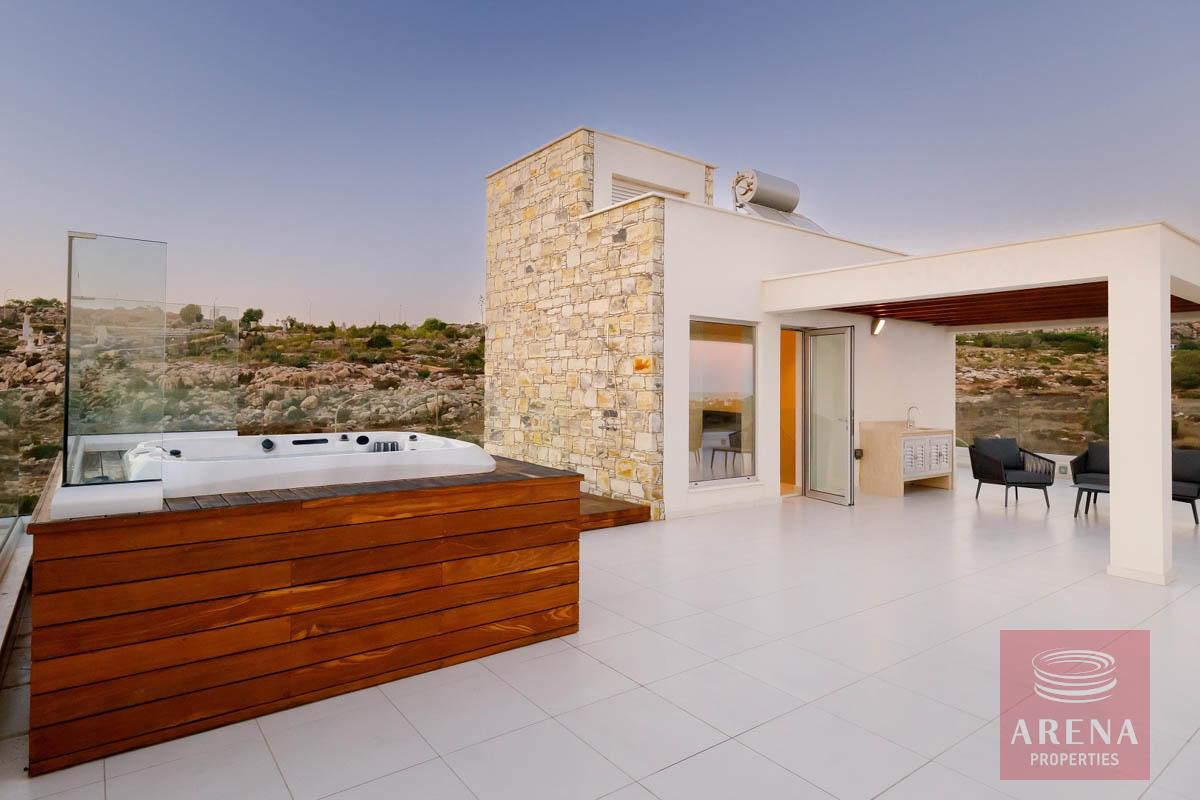 8-beautiful-villa-in-ayia-napa-7037