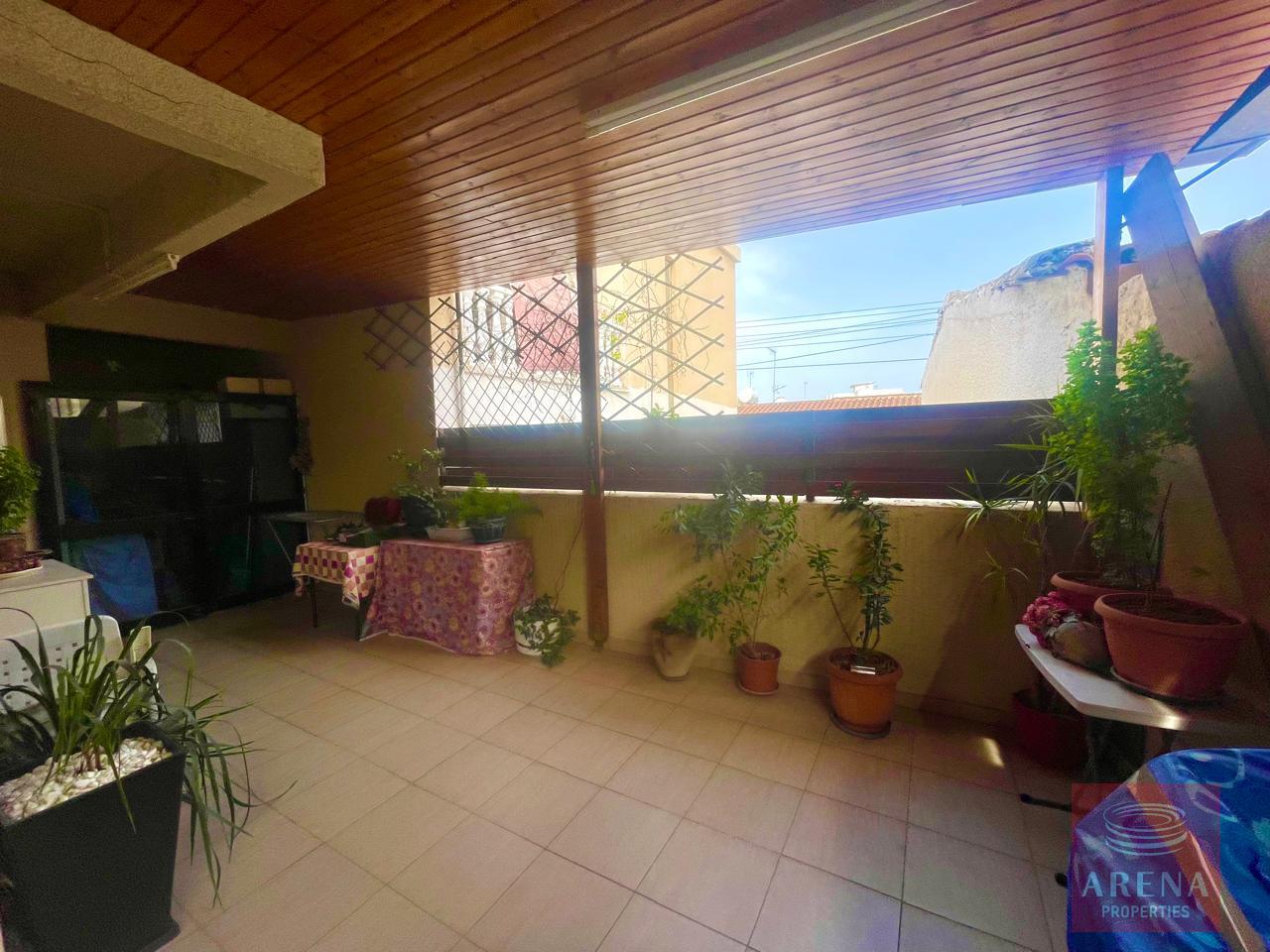 9-3-BED-TH-IN-SOTIROS-8141-1