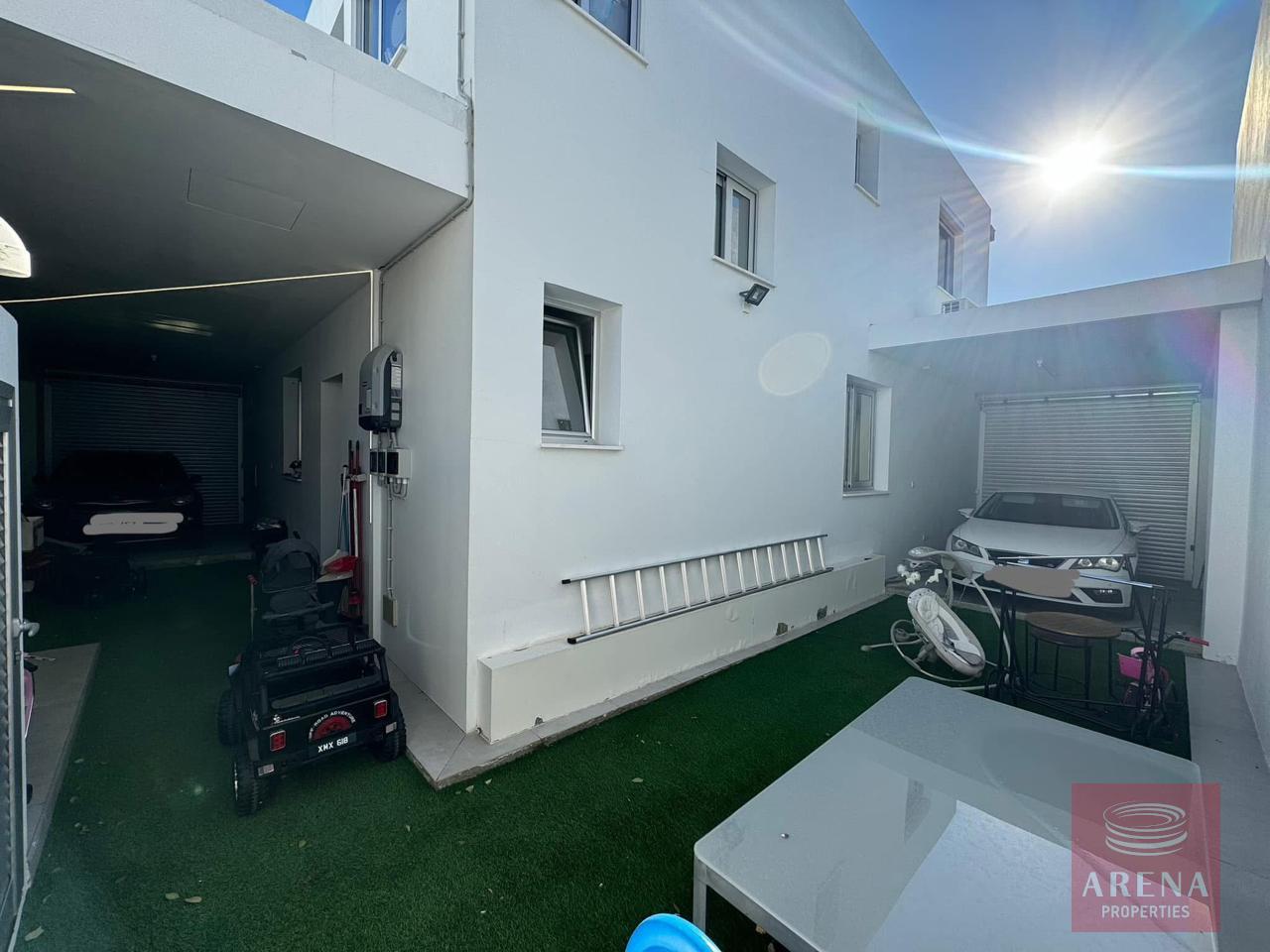 WhatsApp-Image-2024-12-20-at-12.34.36-21