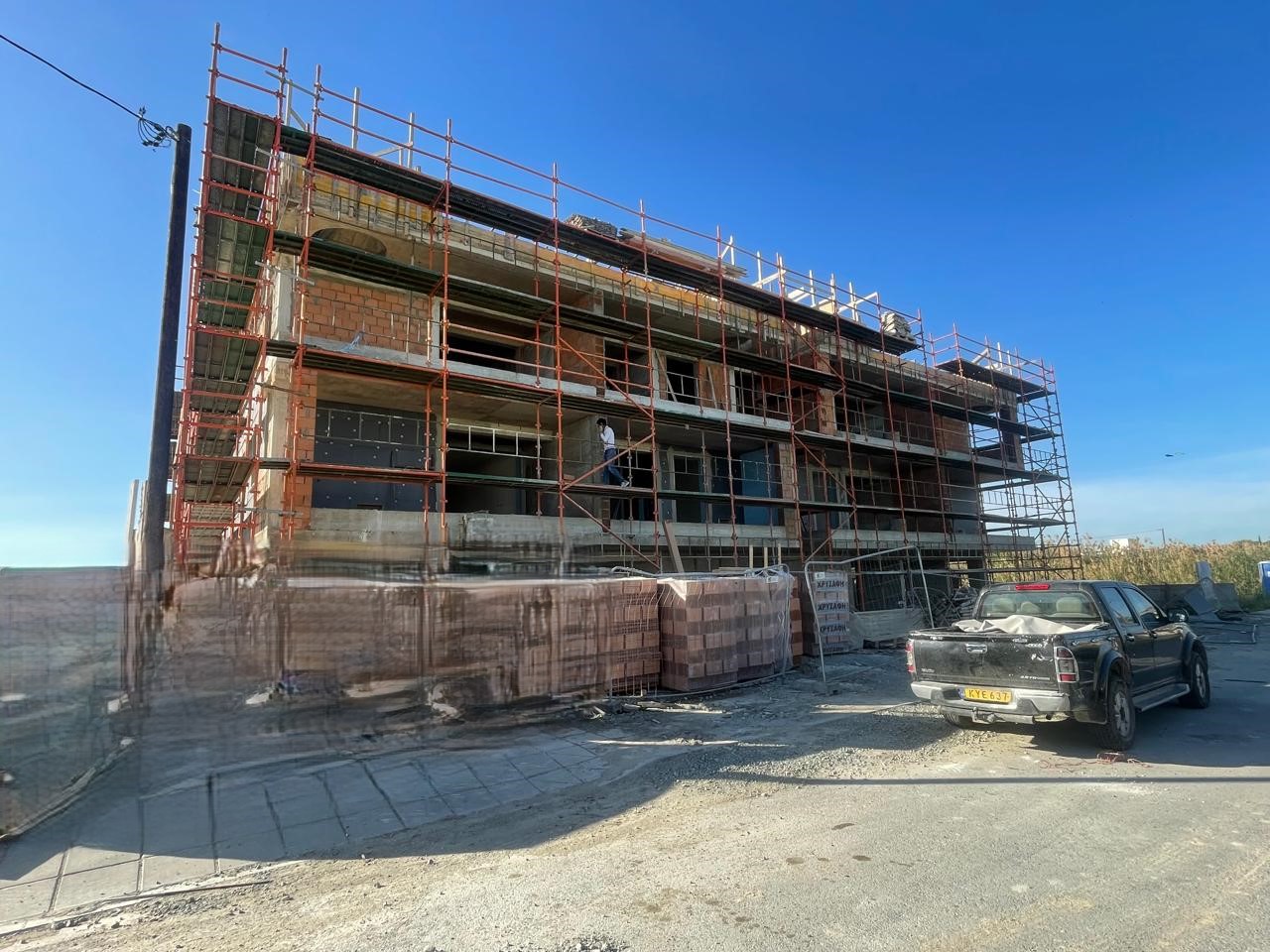 WhatsApp-Image-2025-04-16-at-08.28.47_b88c5beb-3