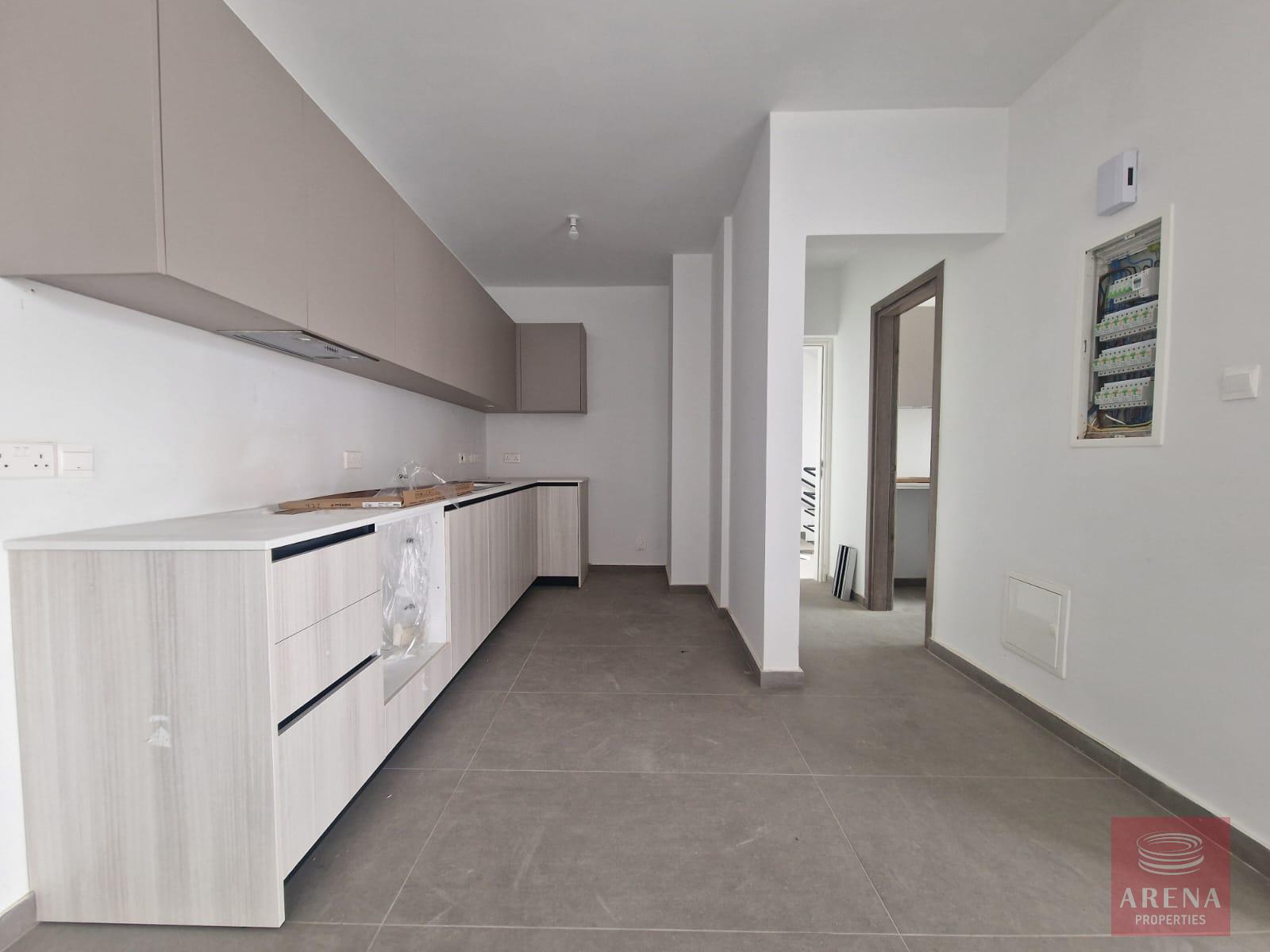 1-4-bed-apt-oroklini-9199-18-1