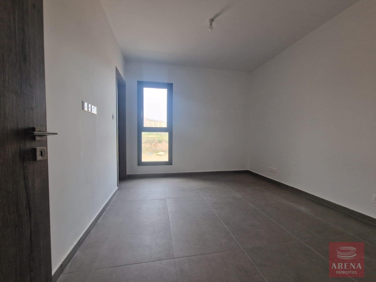 1-4-bed-apt-oroklini-9199-9-1