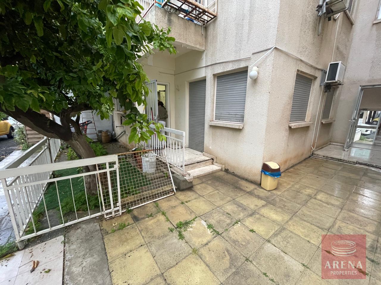 11-GF-APT-IN-NEW-MARINA-AREA-8070