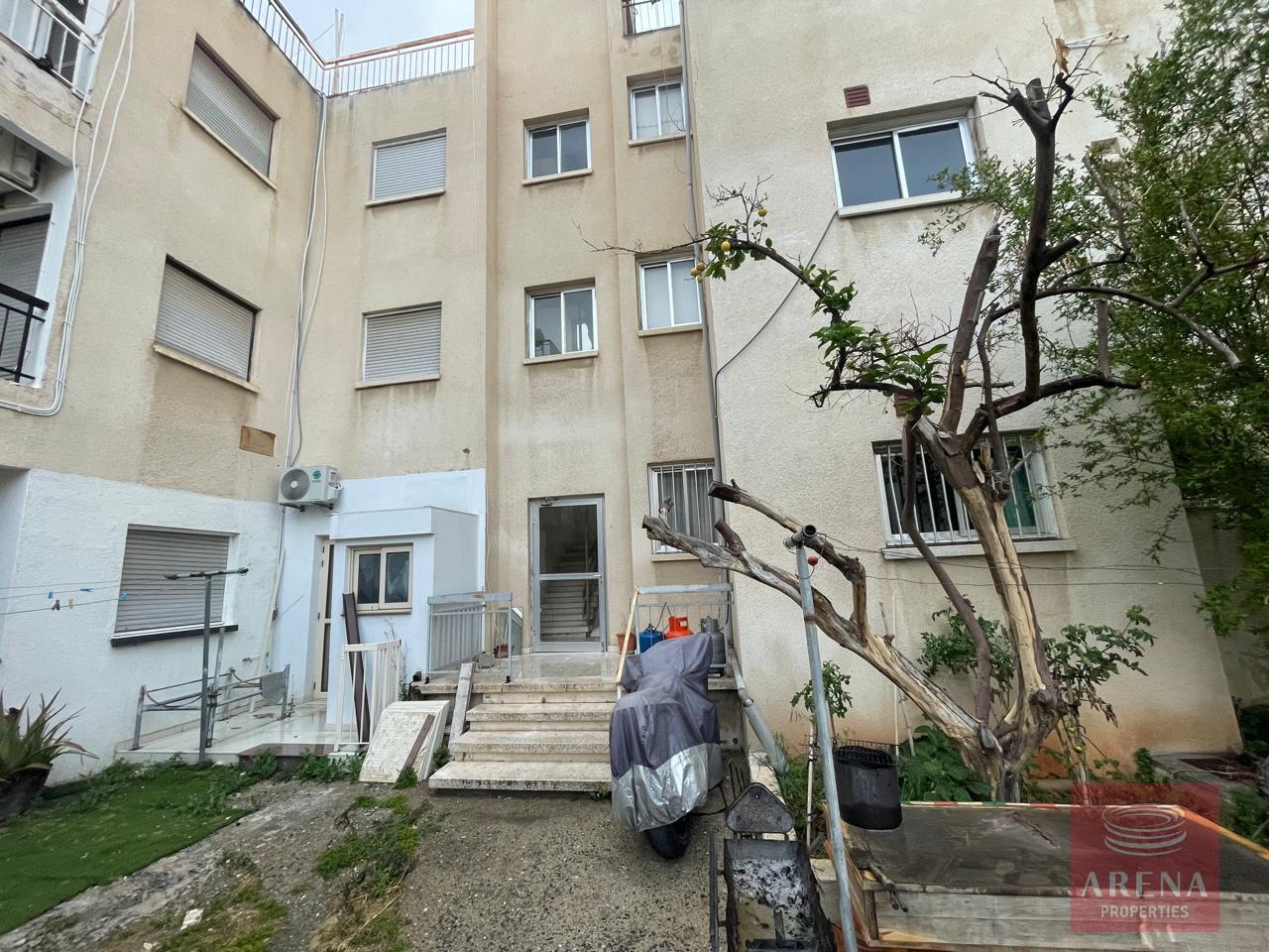 12-GF-APT-IN-NEW-MARINA-AREA-8070