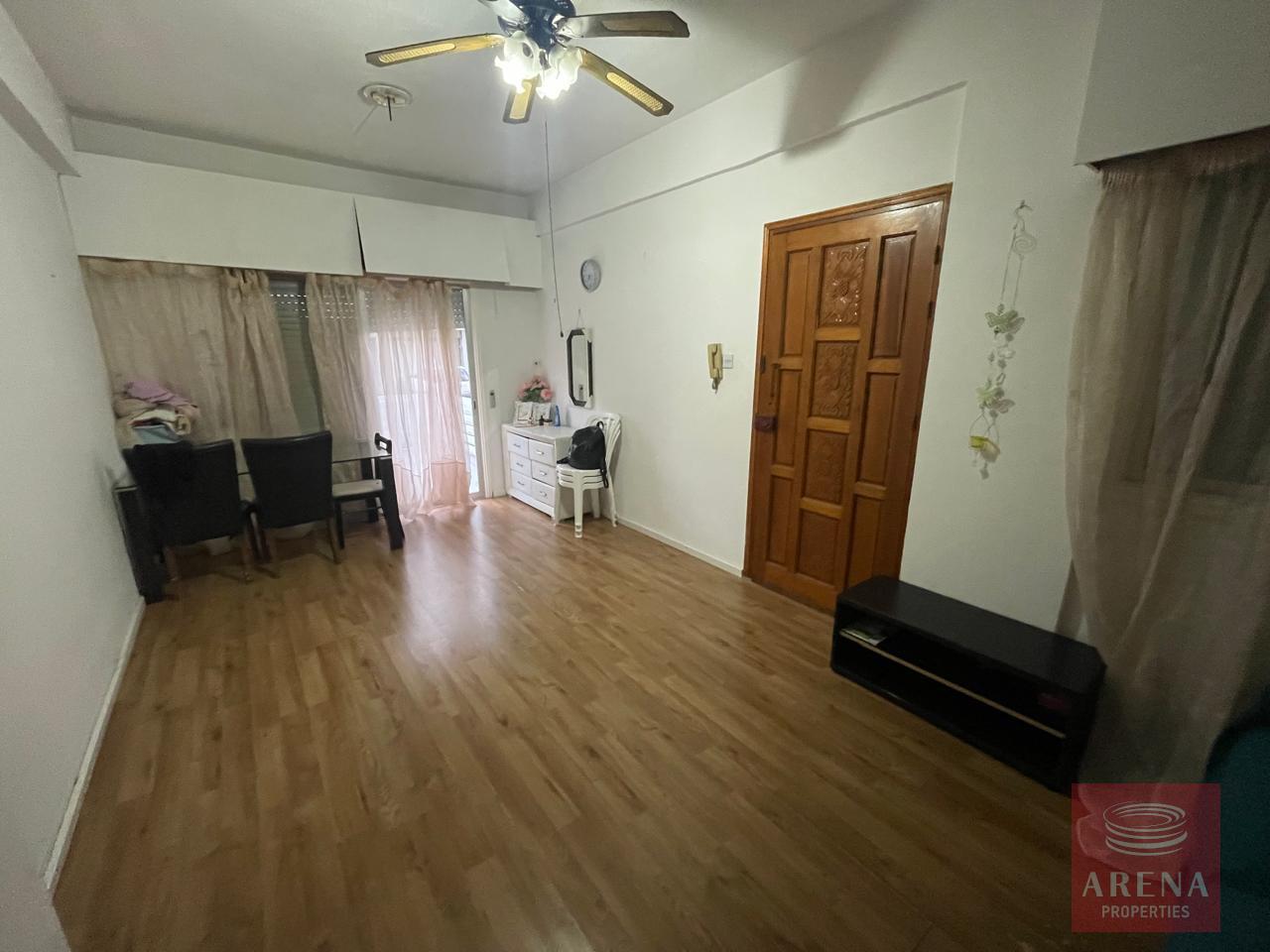 2-GF-APT-IN-NEW-MARINA-AREA-8070