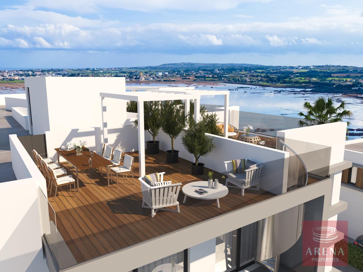 4-APTS-IN-SOTIRA-9102