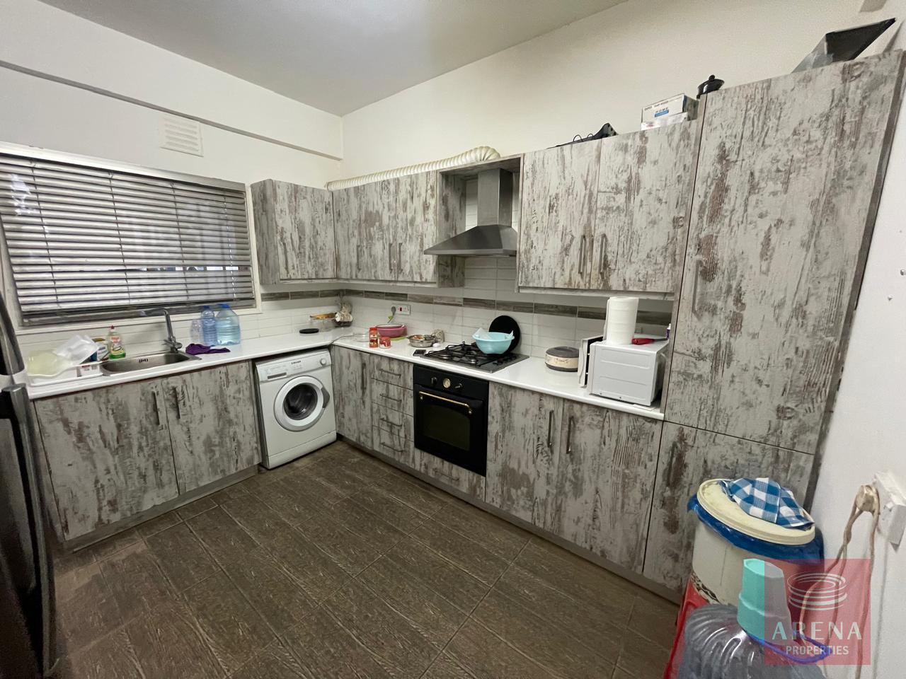 4-GF-APT-IN-NEW-MARINA-AREA-8070