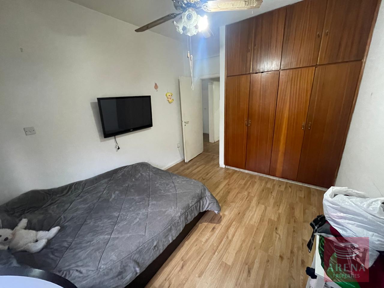 7-GF-APT-IN-NEW-MARINA-AREA-8070