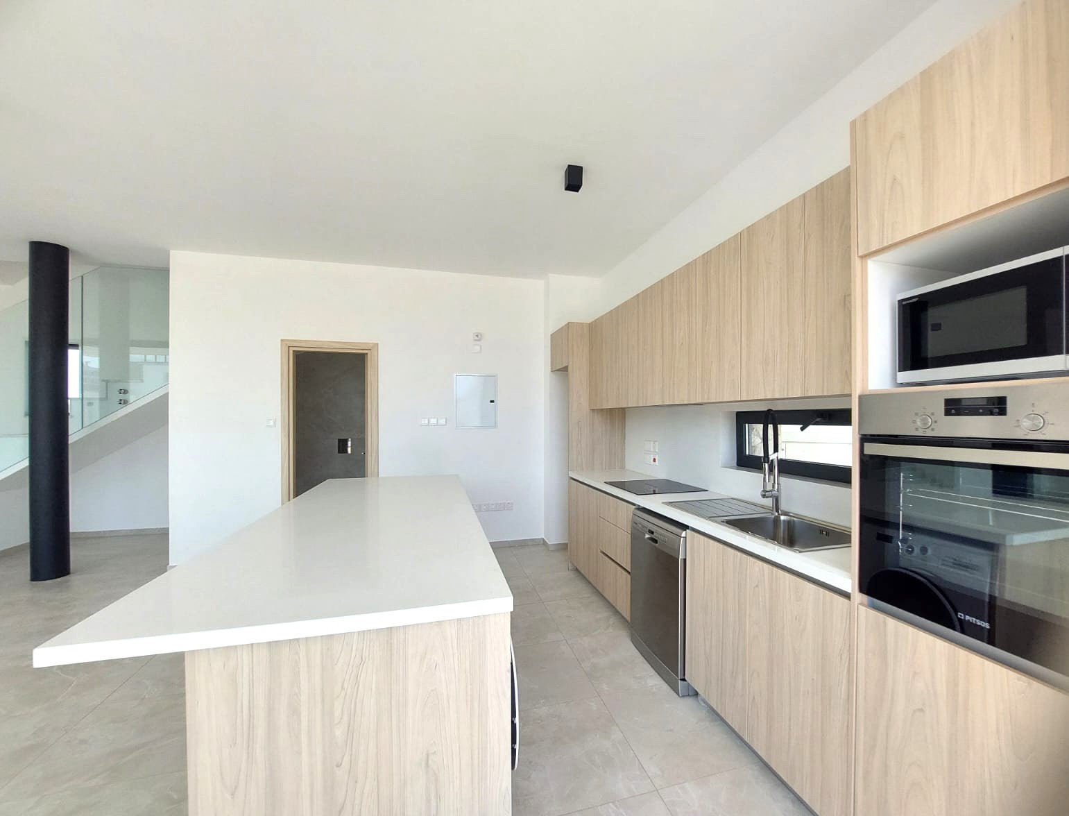 1-VILLA-PROTARAS010196-13