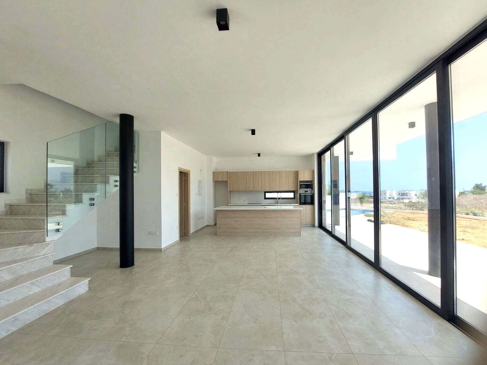 1-VILLA-PROTARAS010196-18
