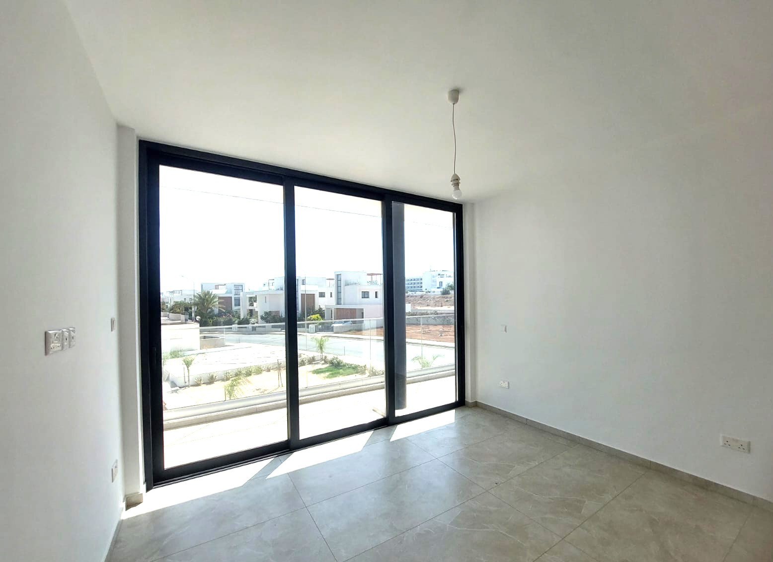 1-VILLA-PROTARAS010196-25