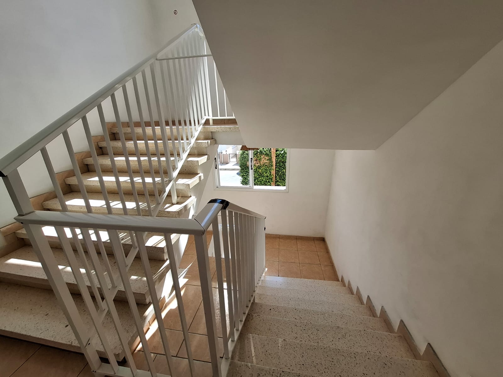 1-apt-rent-kapparis-10326-3