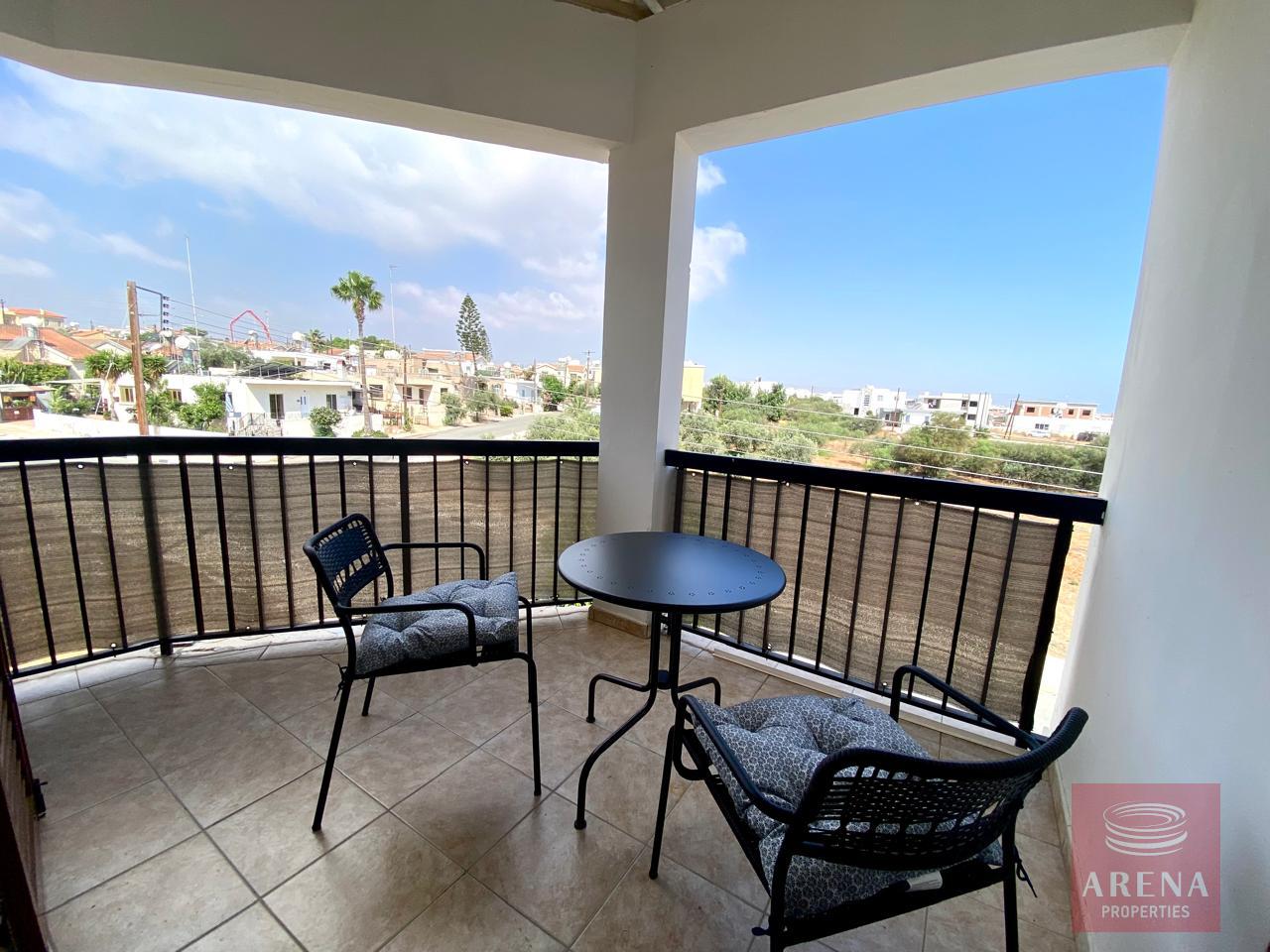 10-2-BED-APT-KAPPARIS-8233