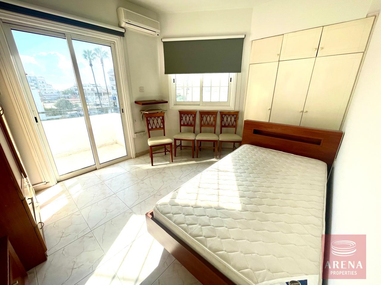 10-2-bed-apt-larnaca-9080