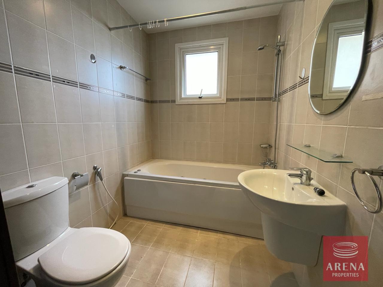 17-2-bed-apt0in-oroklini-7749-4