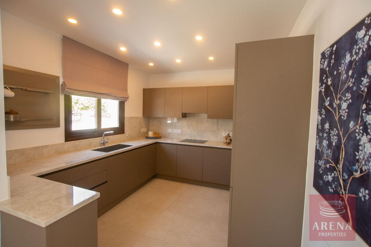 18-seafront-villa-ayia-thekla-5842-3