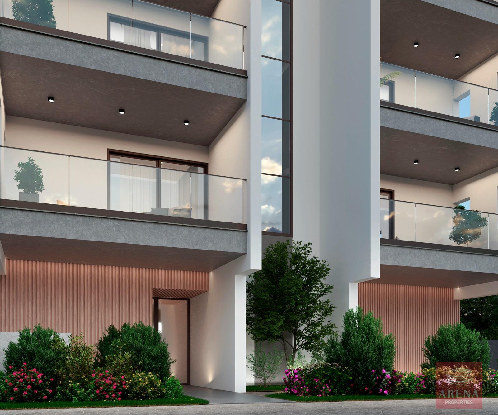 2-APTS-IN-LARNACA-7999-1