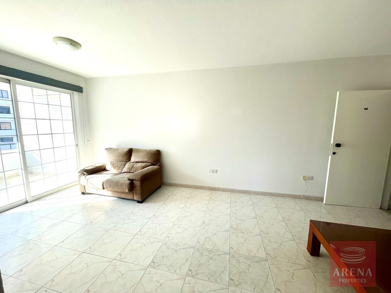 5-2-bed-apt-larnaca-9080