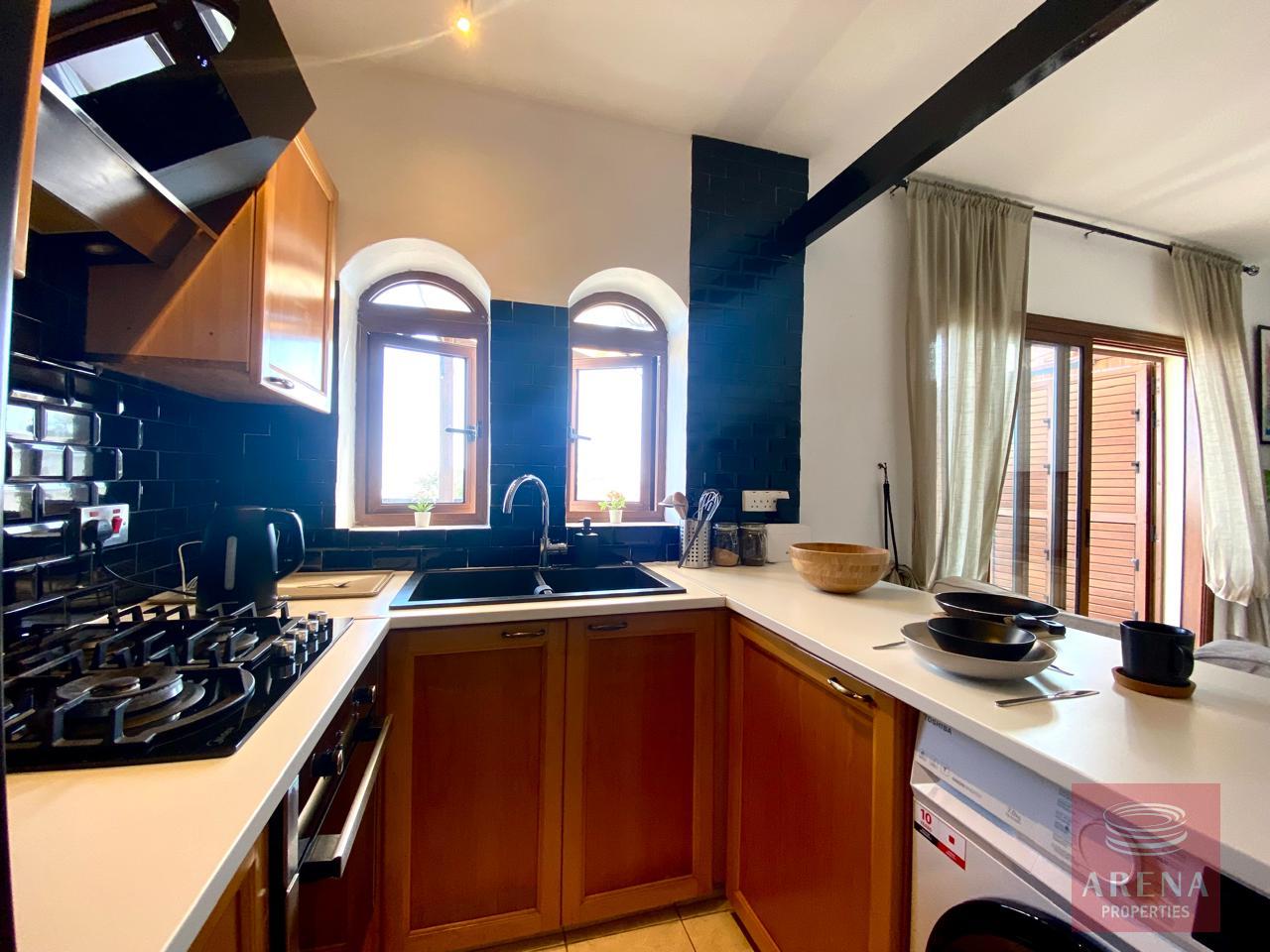 6-2-BED-APT-KAPPARIS-8233