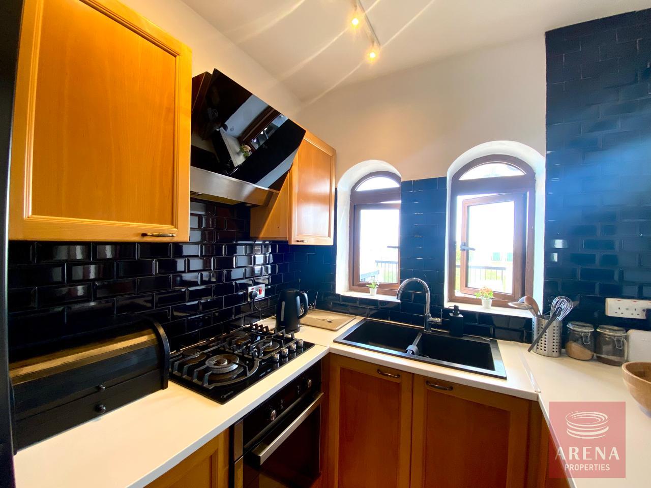 7-2-BED-APT-KAPPARIS-8233