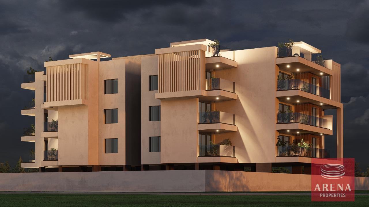 8-APTS-IN-ARADIPPOU-8236