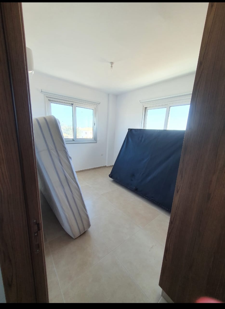 1-2-BED-APT-FOR-RENT-IN-DERYNIA-9506-15
