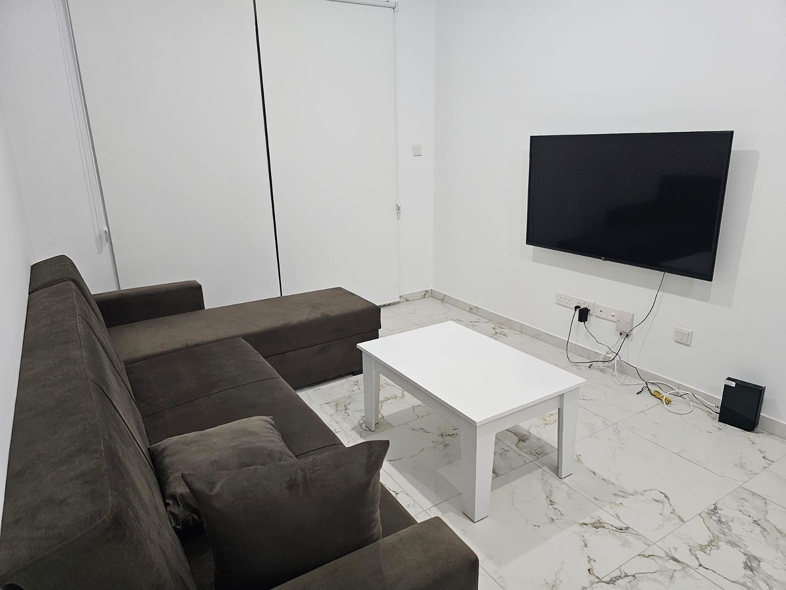 1-APT-KAMARES-10160-5