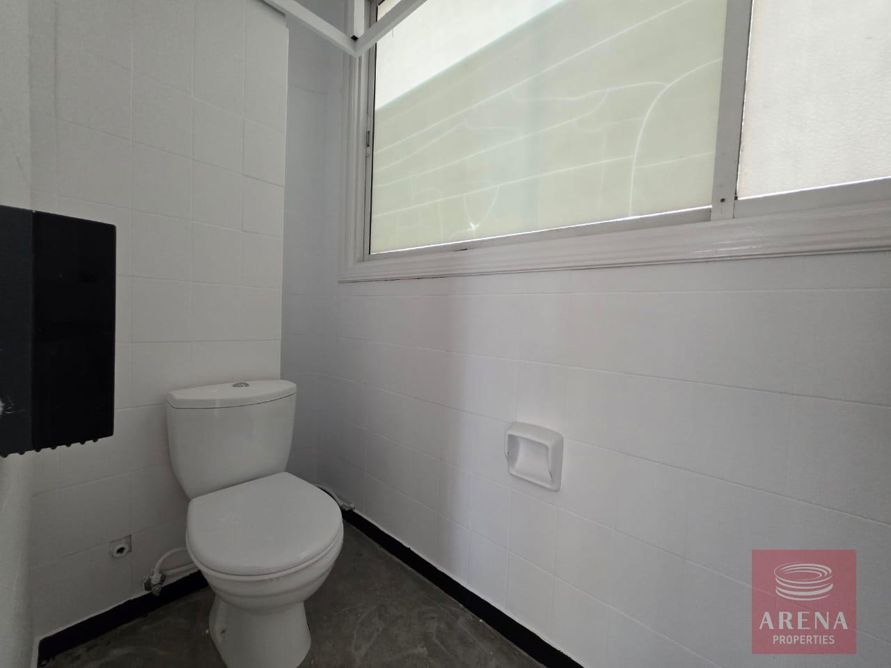 1-COMMERCIAL-RENT-9651-5