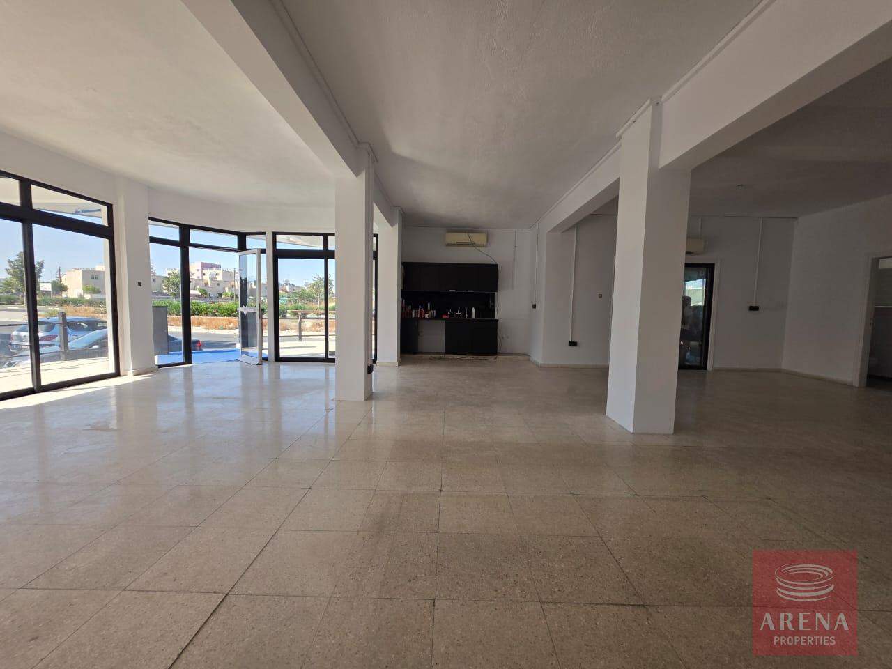 1-COMMERCIAL-RENT-9651-8