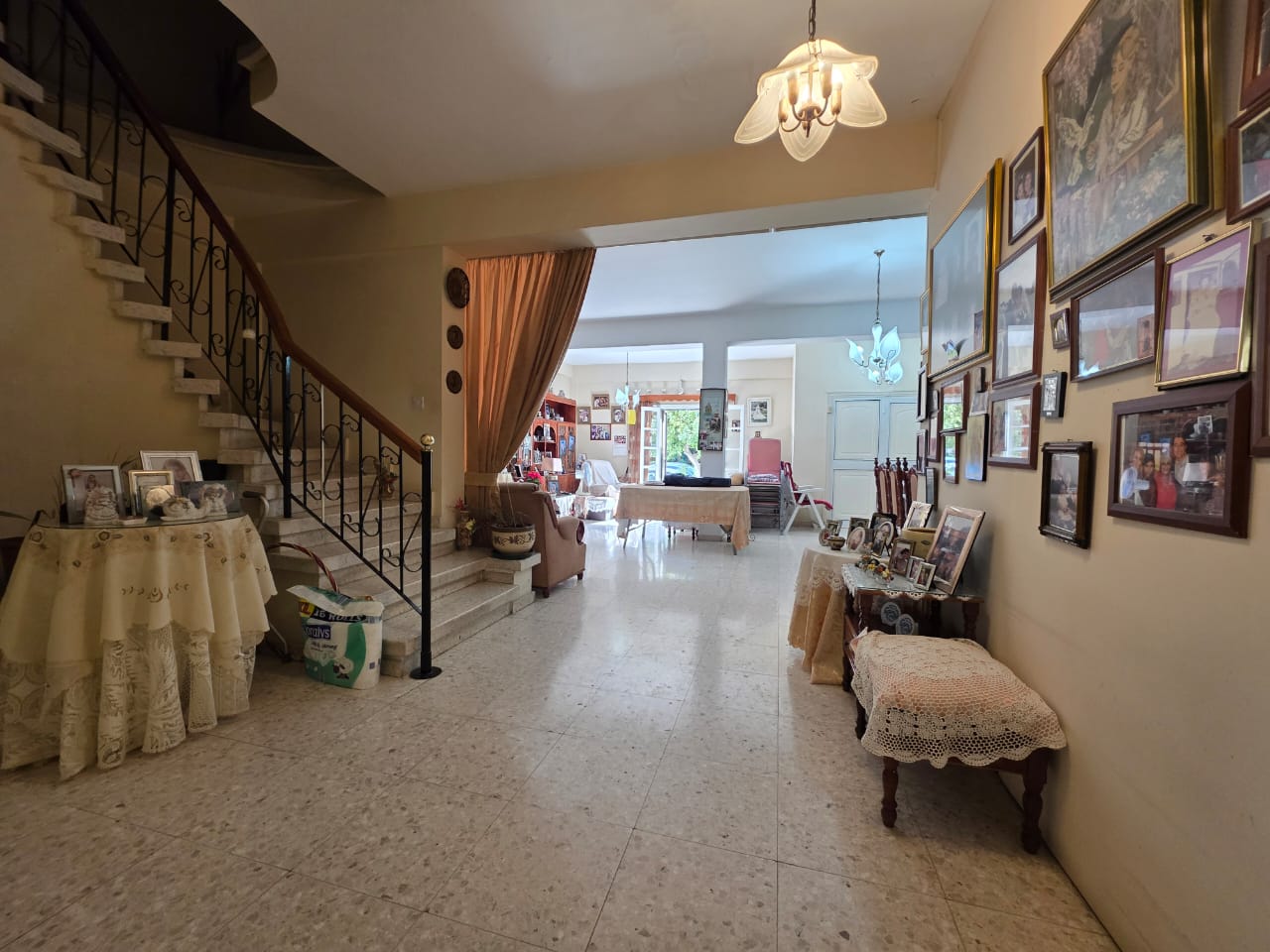 1-HOUSE-IN-FANEROMENI-9969-3-1