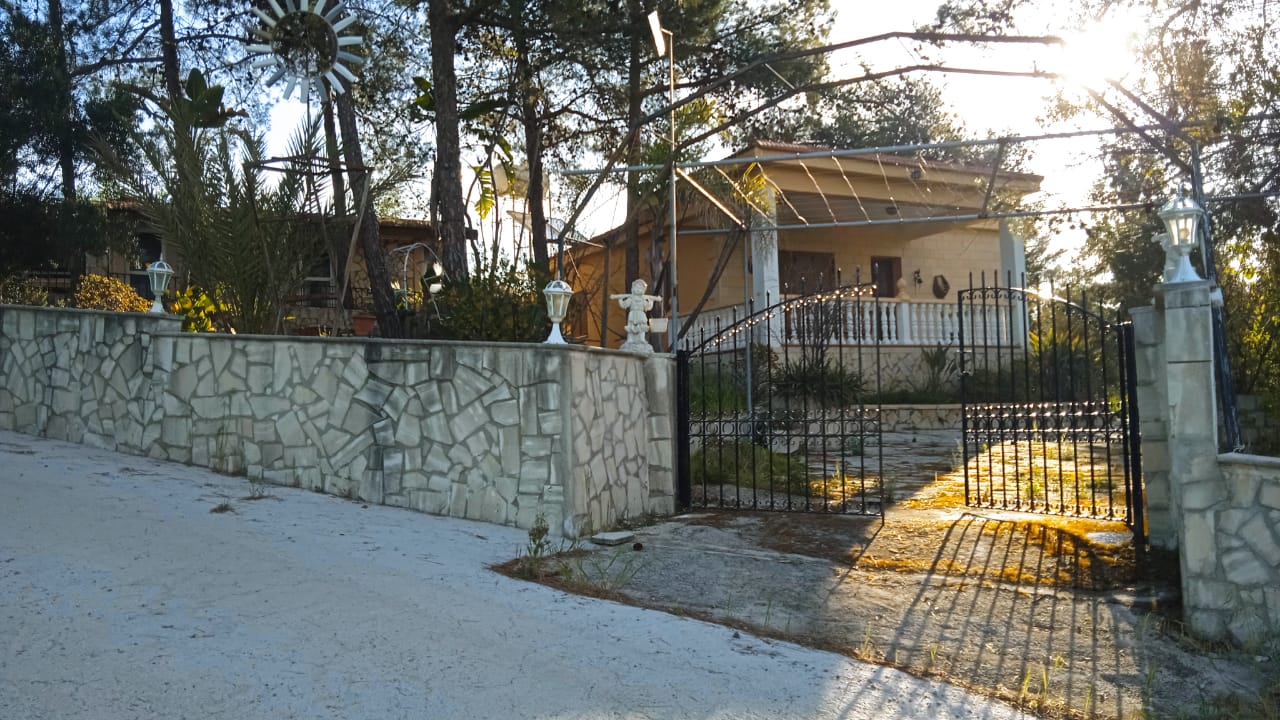 1-HOUSE-IN-LAGEIA-9326