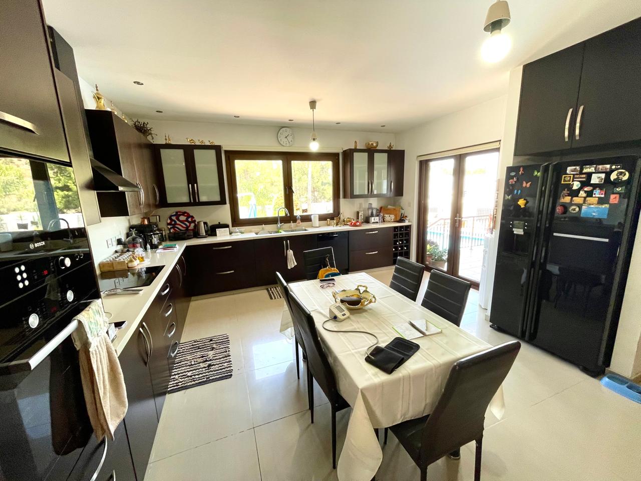 27-VILLA-IN-PSEVDAS-9778-1
