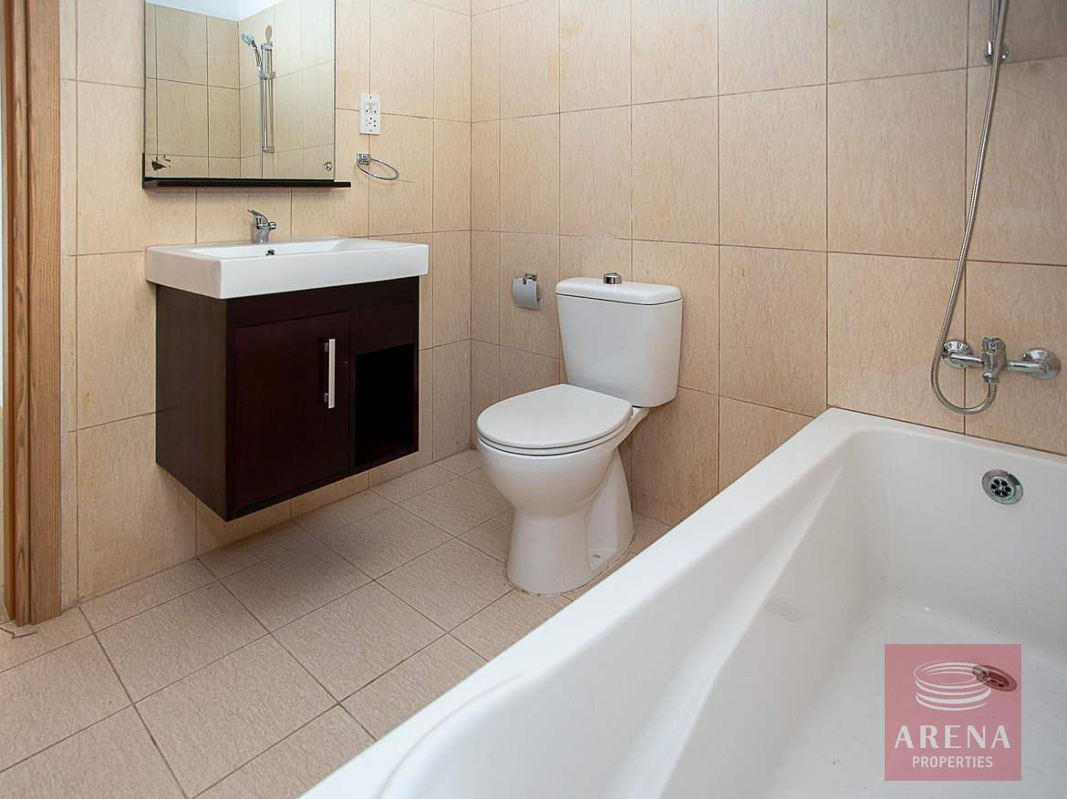 6ab3aa499603f-3