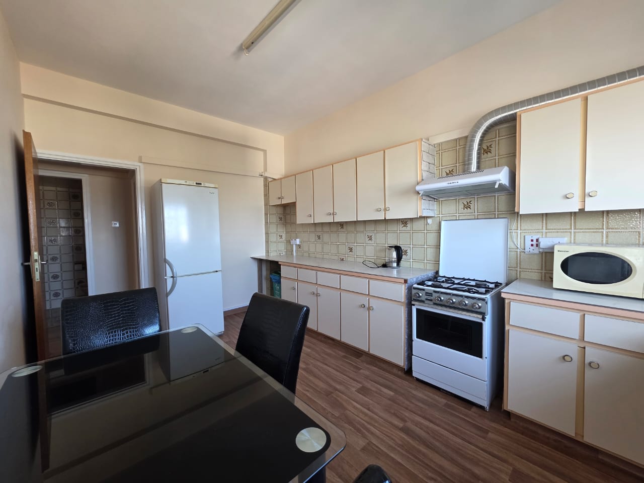 1-3-bed-apt-for-rent-9751-12-1