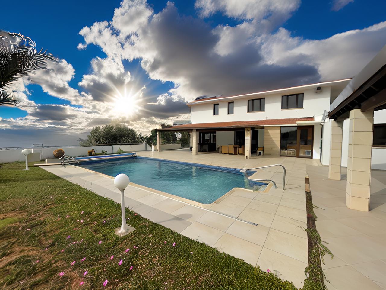 1-4-BED-VILLA-FOR-SALE-IN-AGIA-THEKLA-9489-1