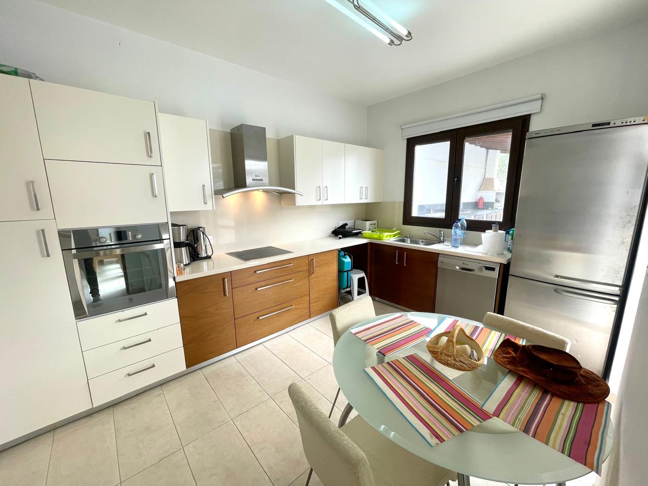 1-4-BED-VILLA-FOR-SALE-IN-AGIA-THEKLA-9489-12