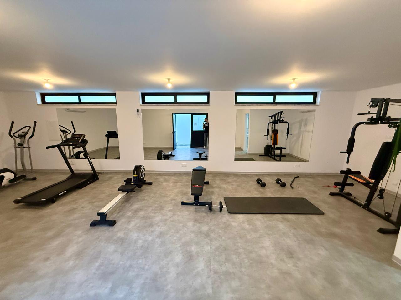 1-APT-SALE-LIVADIA-10389-25